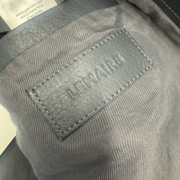 LEMAIRE
Blue Boxy Cropped Leather Jacket - Picture 5 of 5